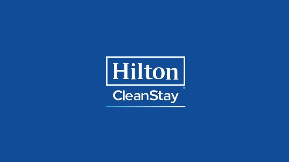 Hampton Inn & Suites San Antonio Lackland Afb Seaworld Exterior photo